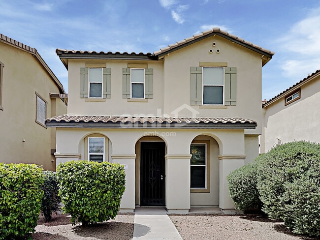 Building Photo - 562 W Paseo Celestial