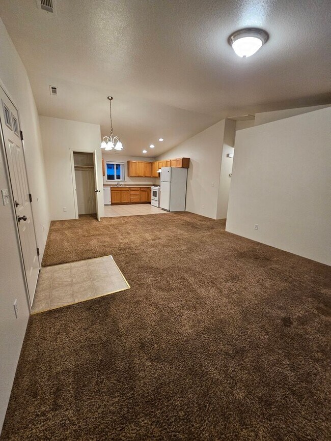 Foto del edificio - 3 Bedroom Home Located on Quiet Cul-De-Sac