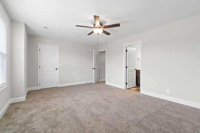 Foto del edificio - 338 Fallow Cir