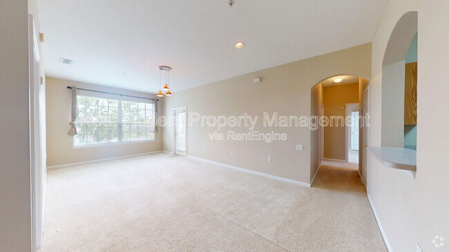 Building Photo - 7990 Baymeadows Rd E