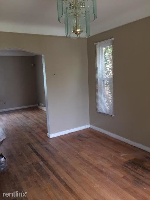 Foto del edificio - 9220 Faust Ave