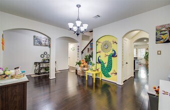 Building Photo - 2702 Fairfield Bend Pl