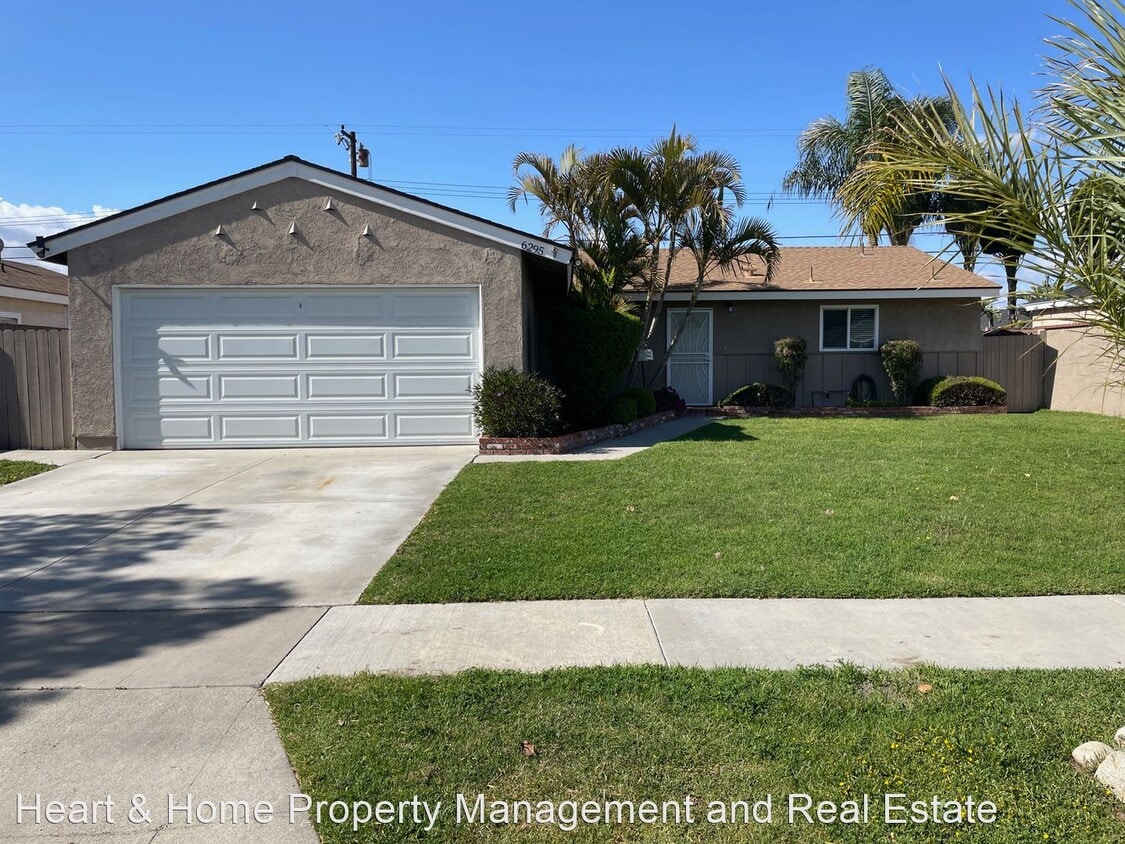 Primary Photo - 4 br, 1.5 bath House - 6295 Myra Avenue