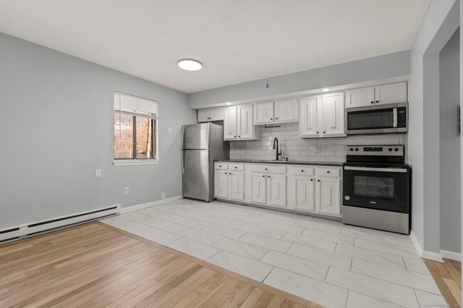Building Photo - 543 Woodward Ave