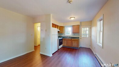 Building Photo - 37 Landin St