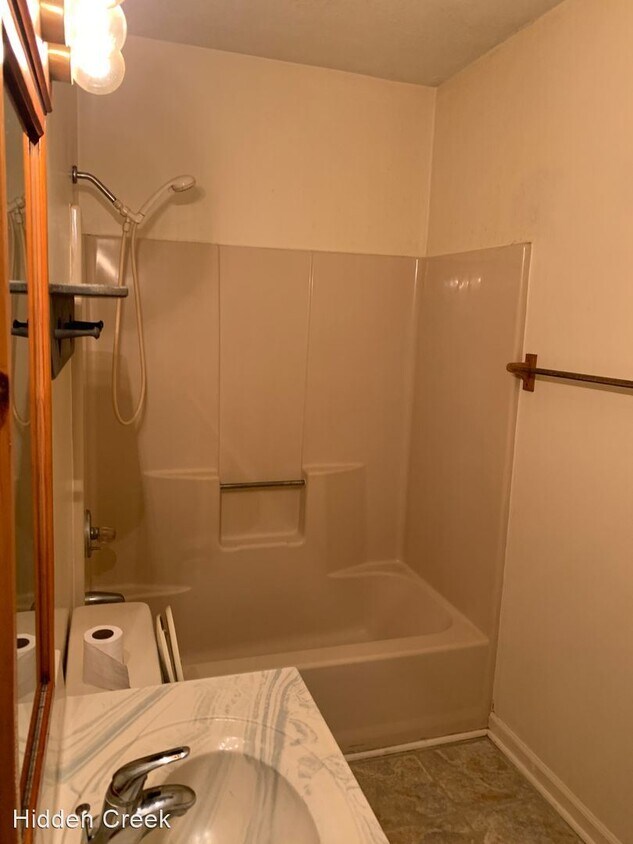 Building Photo - 9189 NC-105