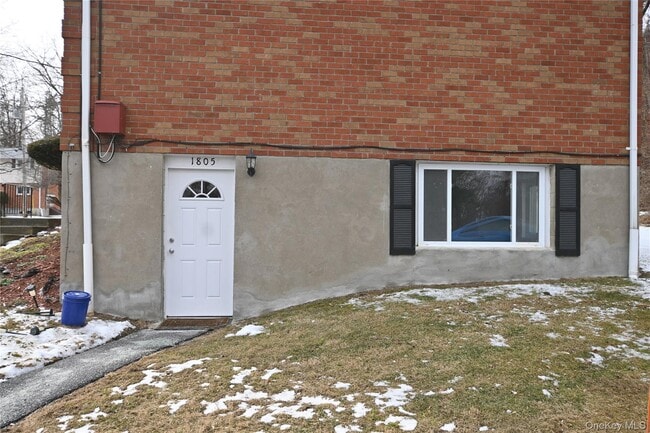 Foto del edificio - 1805 Parr Lake Dr