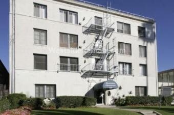 Primary Photo - 426 S Manhattan Pl
