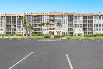 Building Photo - 801 Three Islands Boulevard