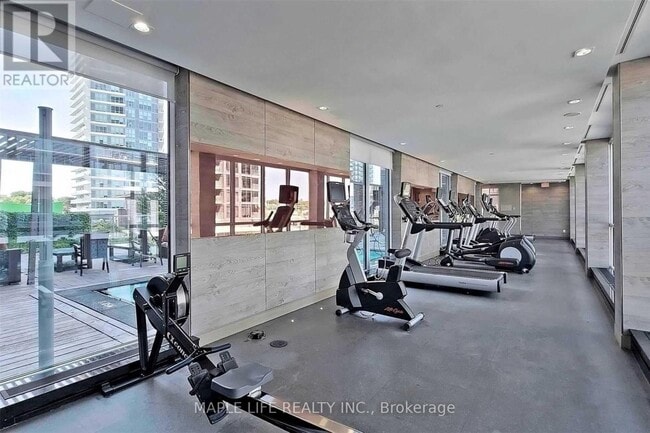 Building Photo - 121 McMahon Dr