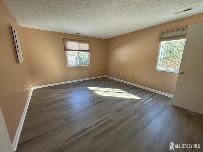 Foto del edificio - 2015 Aspen Dr