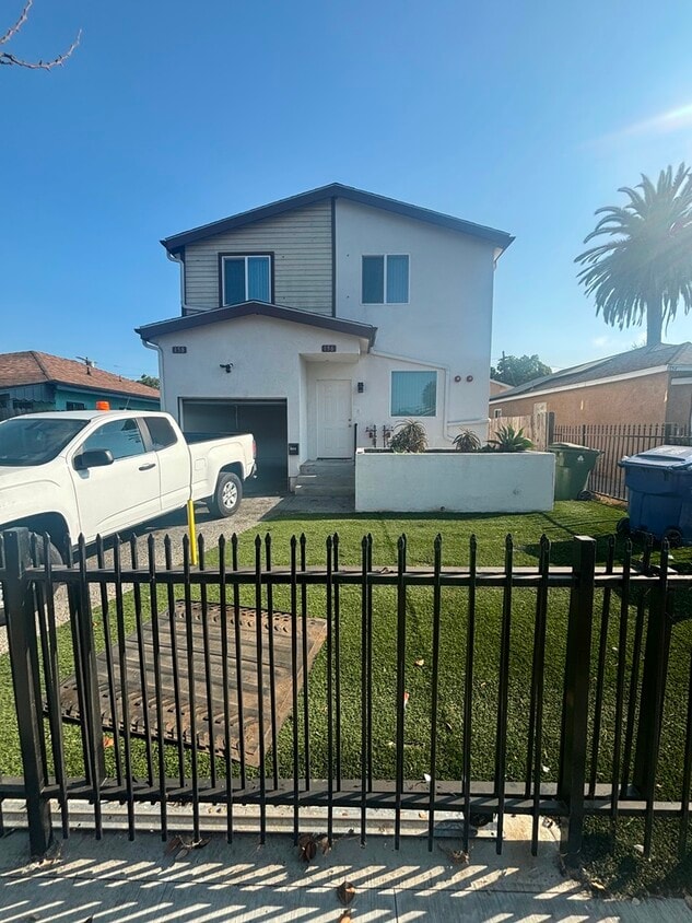 Photo - 156 E 119th St (Los Angeles, CA)