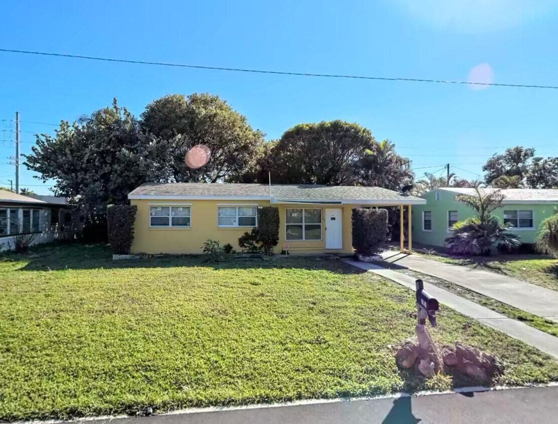 Foto principal - 525 Virginia Dr