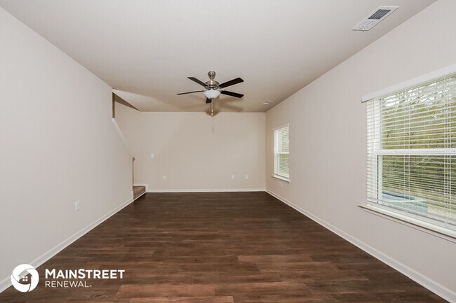 Foto del edificio - 620 Clover Cir