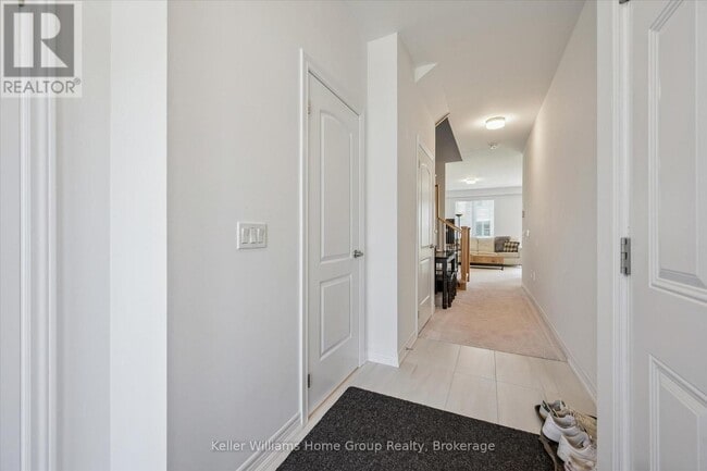 Building Photo - 13 Edminston Dr