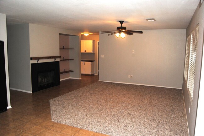 Foto del edificio - 4739 Shadow Stone St