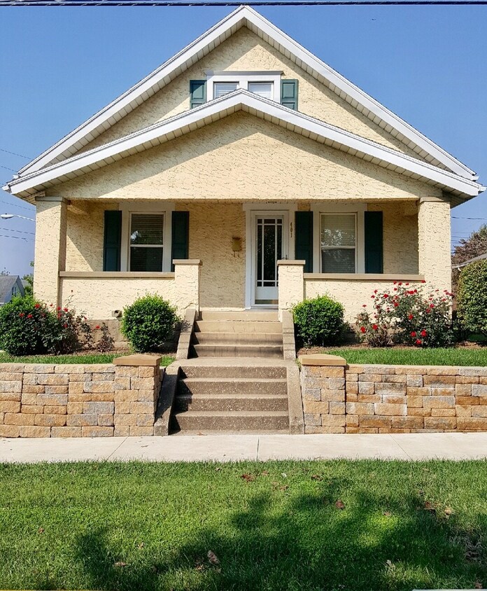 401 Clay St, Jasper, IN 47546 House Rental in Jasper, IN