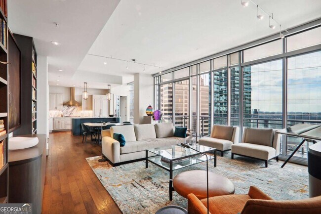 Foto del edificio - 1065 Peachtree St NE
