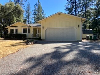 Building Photo - 15076 Fay Rd