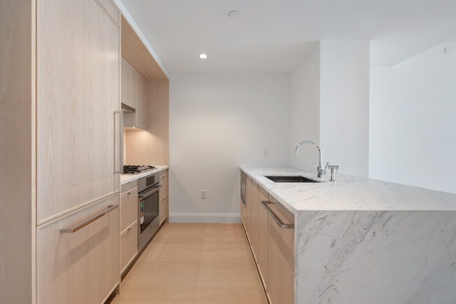 Building Photo - 37-14 34th St