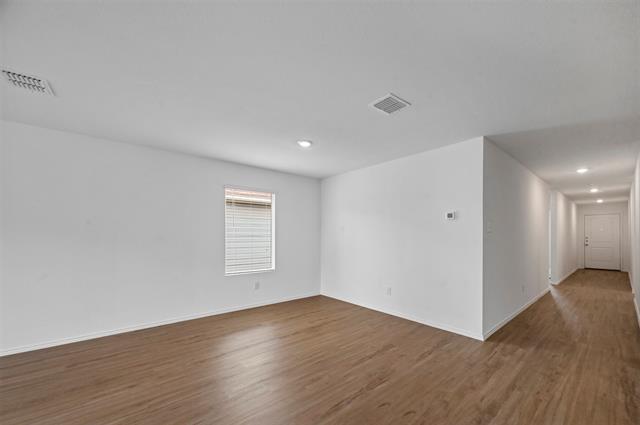 Foto del edificio - 5720 Cherry Holw Wy