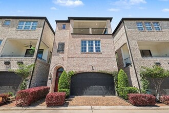 Building Photo - 2713 Kinsley Oaks Dr