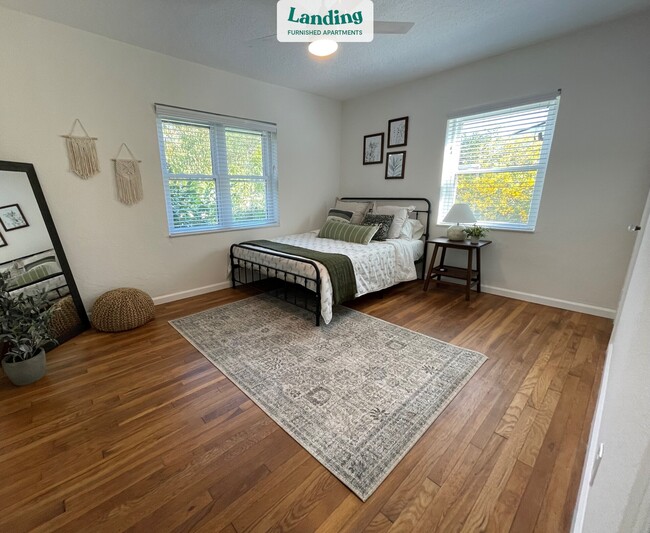 Foto del edificio - 4552 Redwood Ave