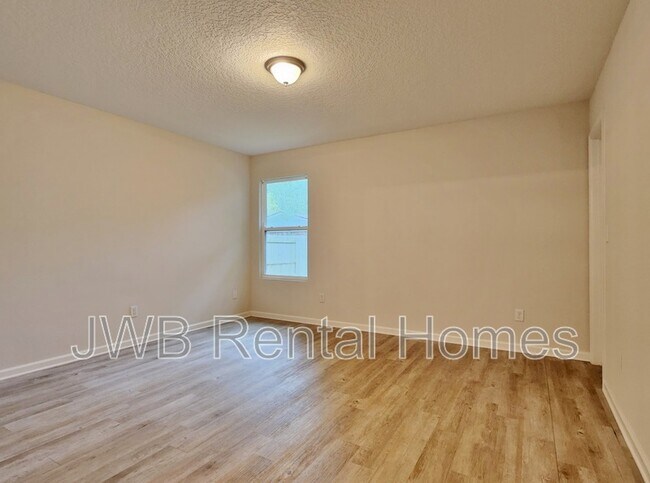 Foto del edificio - 2919 W 3rd St