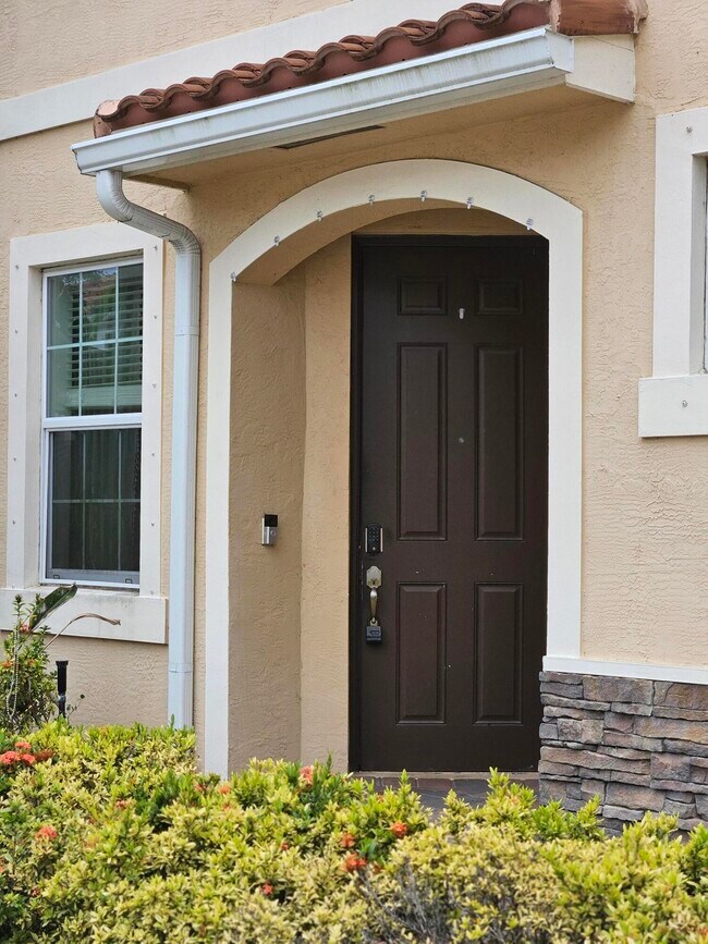 Building Photo - 4344 Brewster Ln