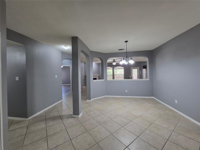 Foto del edificio - 11600 Fletcher Hall Ln