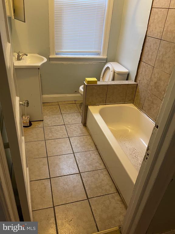 Foto del edificio - 537 N Vodges St