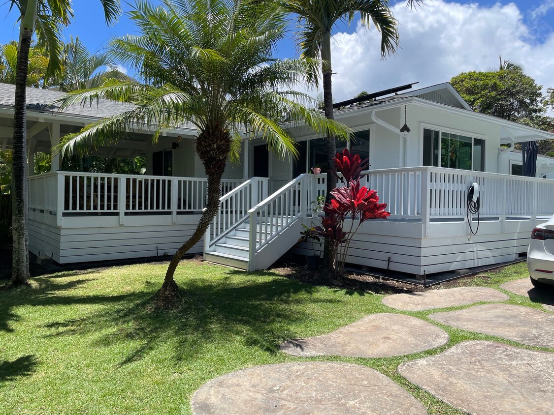 Primary Photo - Fully Furnished Lanikai Beach Oasis — 3BR/...