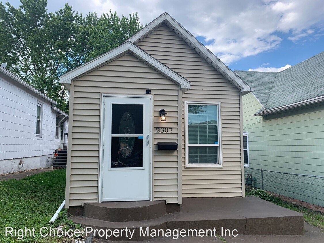 Primary Photo - 3 br, 1.5 bath House - 2307 Francis St.