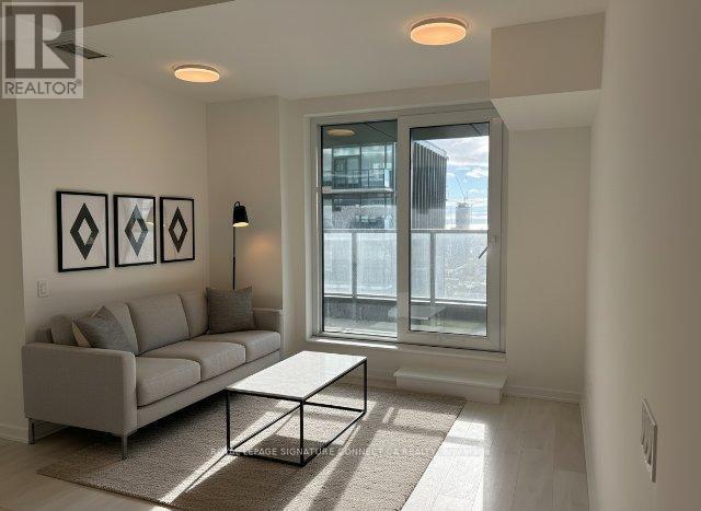 Building Photo - 1285 Dupont St