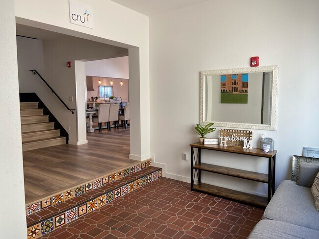 Foto del edificio - 626 Landfair Ave.
