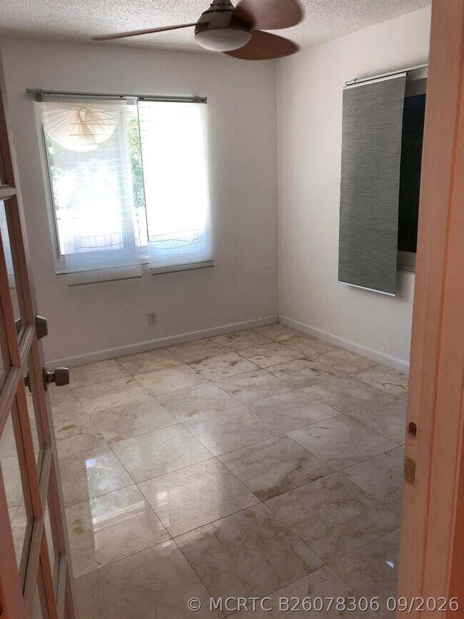Foto del edificio - 2608 SW 45th St