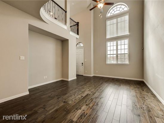 Foto del edificio - 3 br, 2.5 bath Townhome - 233 E Spring Valley