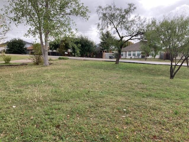 Building Photo - 1725 Hardy Rd