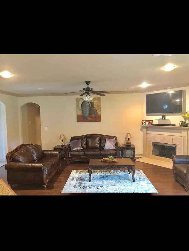 6695 Royal Oaks Ct, Zachary, LA 70791 House for Rent in Zachary, LA