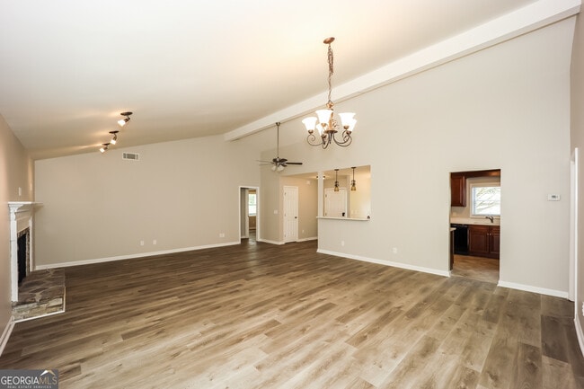Foto del edificio - 1815 Quailwood Dr