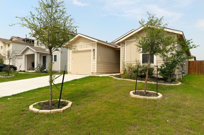 Foto del edificio - Converse, TX ~Well Maintained 2 Bedroom 2 ...