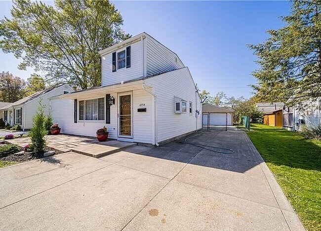 Foto del edificio - Charming Cape Cod - Move In Ready