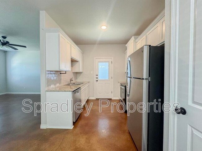 Building Photo - 206A Sparrow Cove