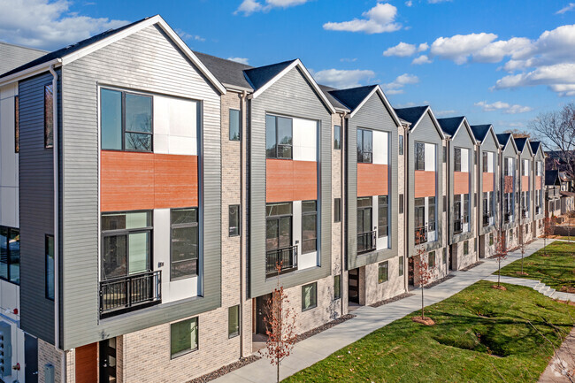 Foto del edificio - Marshall Lofts & Townhomes