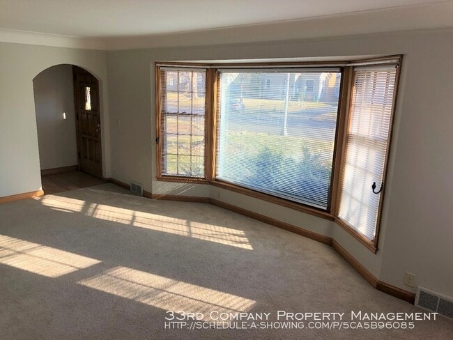 Building Photo - 7320 Blaisdell Ave