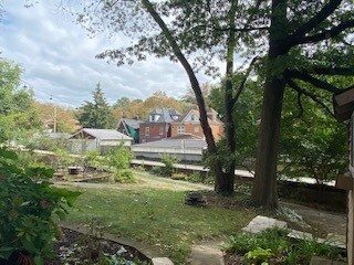 Foto del edificio - 513 Allenby Ave