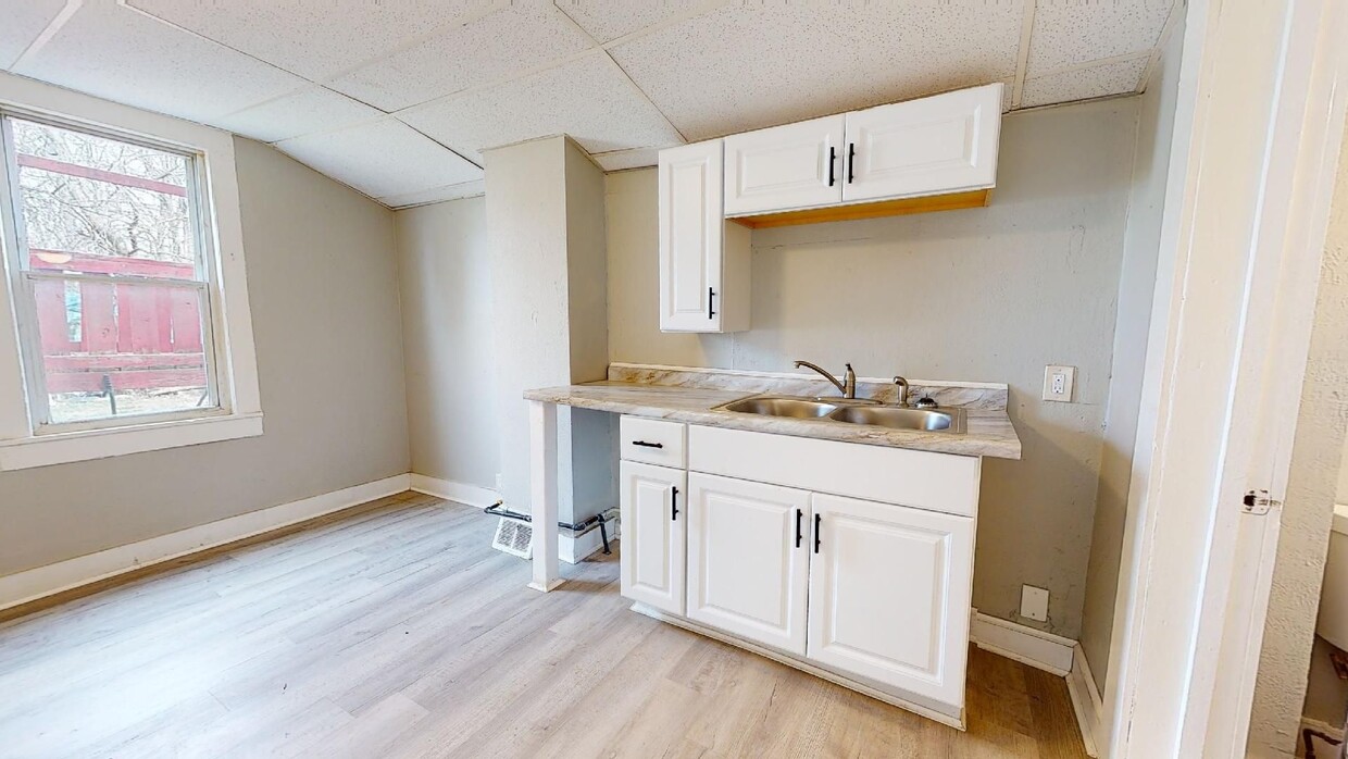 Foto principal - 3409 W.60th