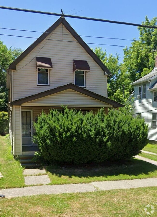 Building Photo - 15926 Whitcomb Rd