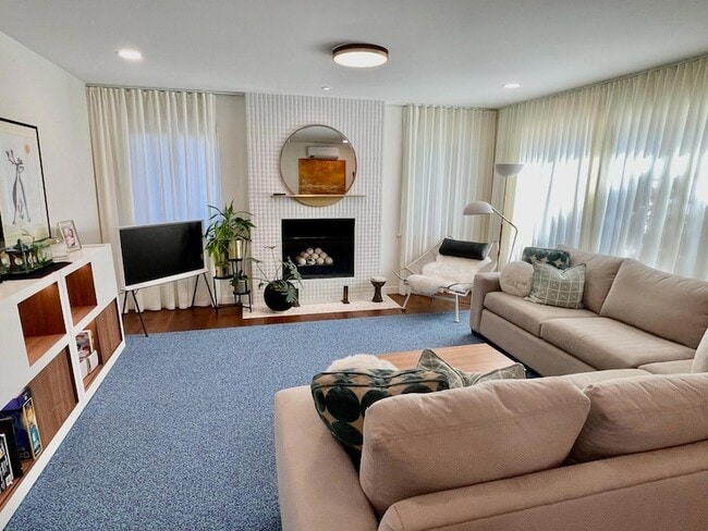 Foto del edificio - 2166 E Valley Rd