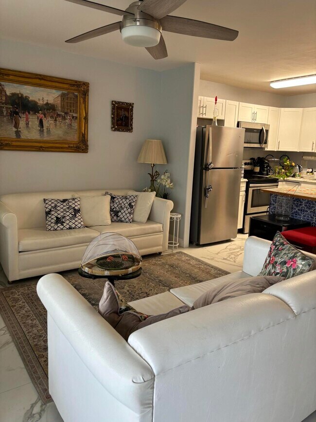 Foto del edificio - 325 Andover E